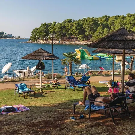1 Bedroom Stunning Apartment In Porec Apartment
