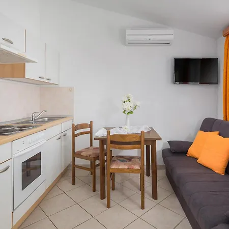 1 Bedroom Stunning Apartment In Porec * Porec